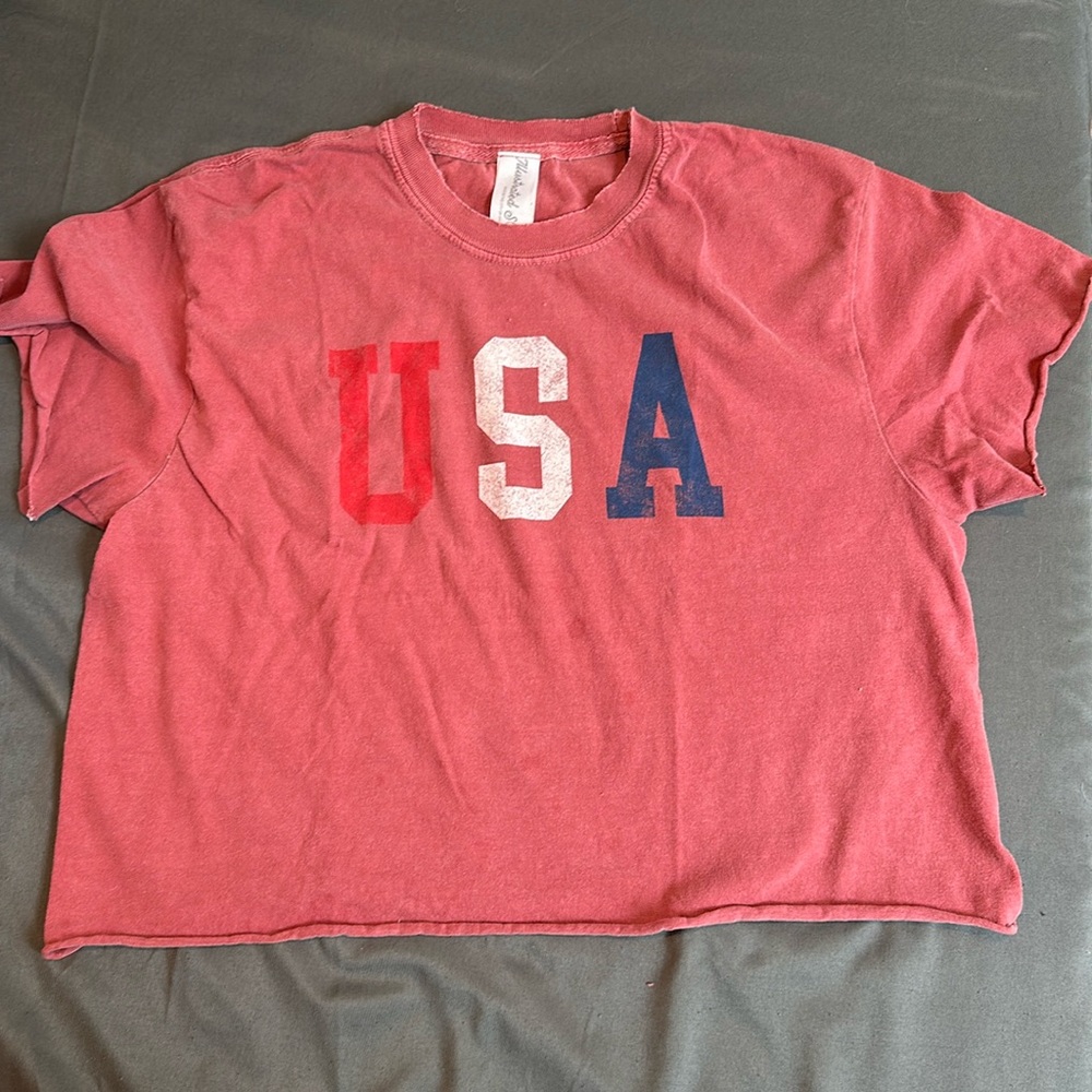 Cropped USA shirt